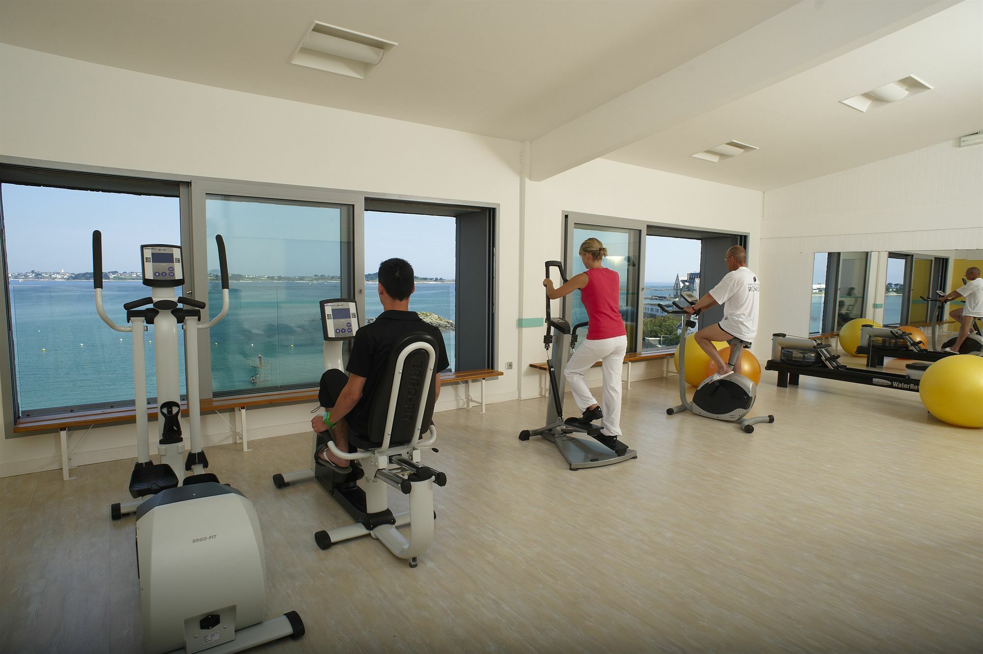 Hotel Valdys Thalasso & Spa - Beau Rivage Roscoff Εξωτερικό φωτογραφία